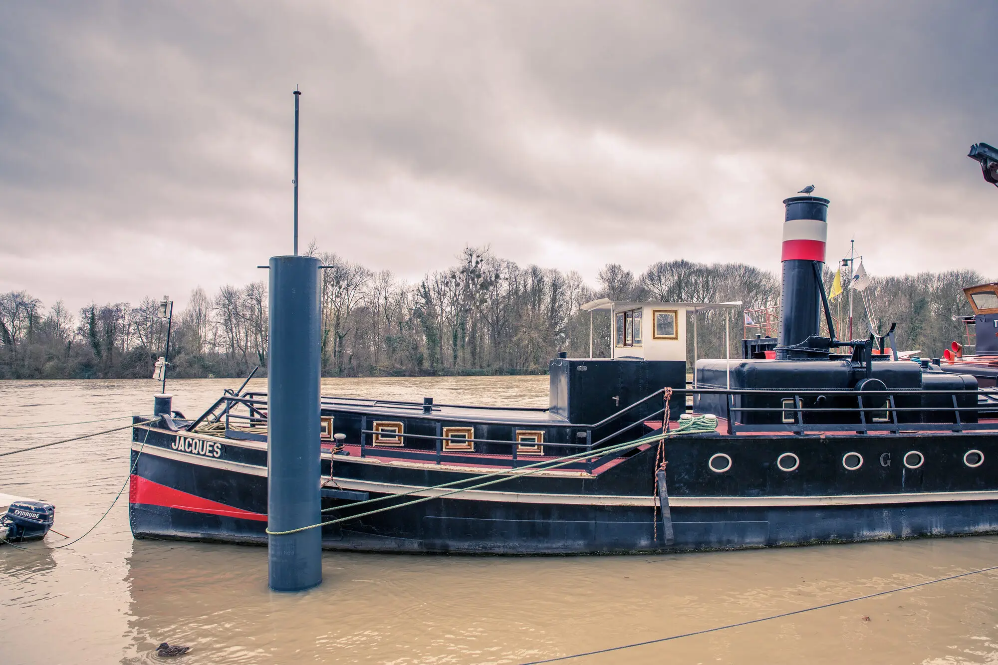 Boats at Conflans, photograph 4