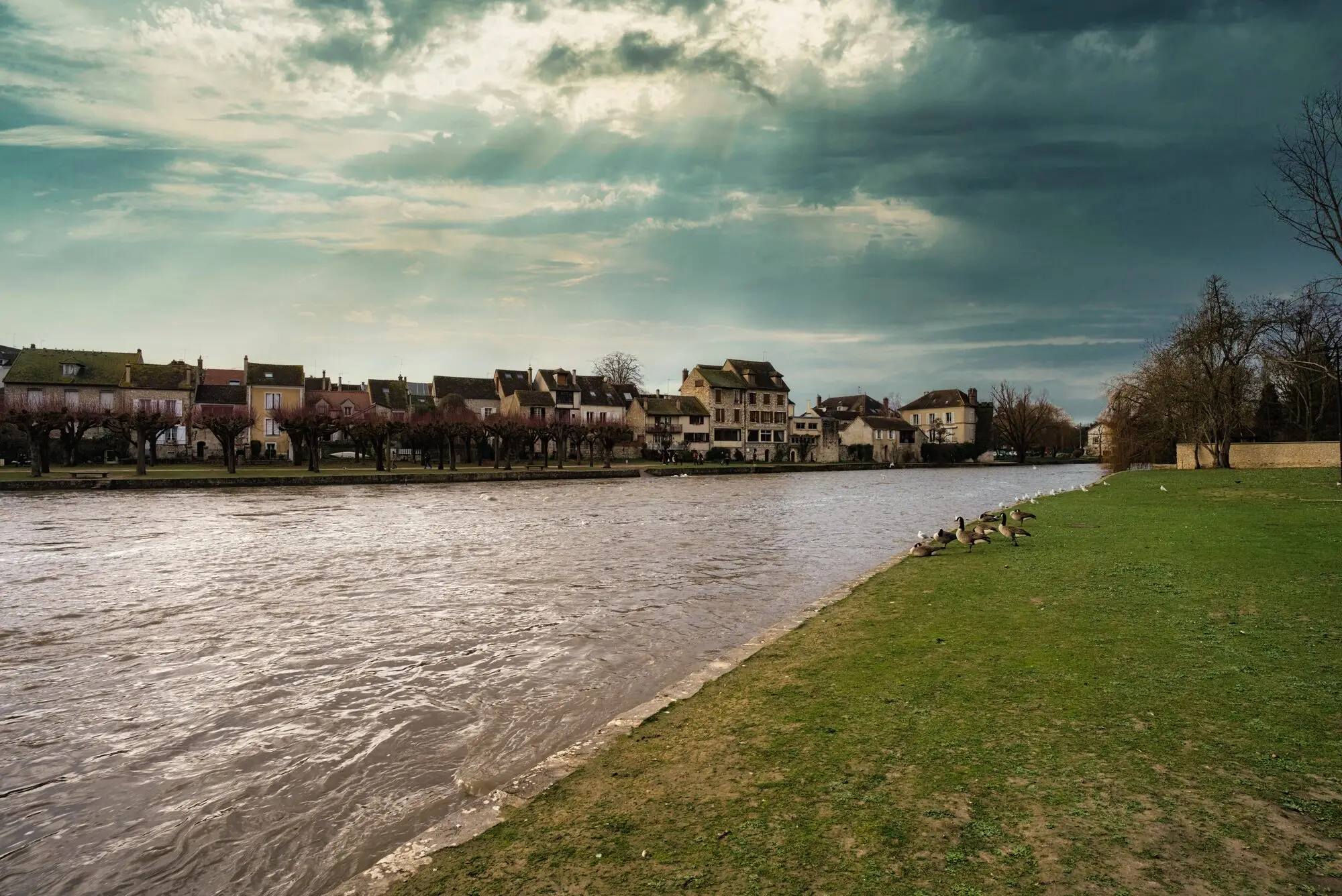 Moret-sur-Loing, France, photograph 5