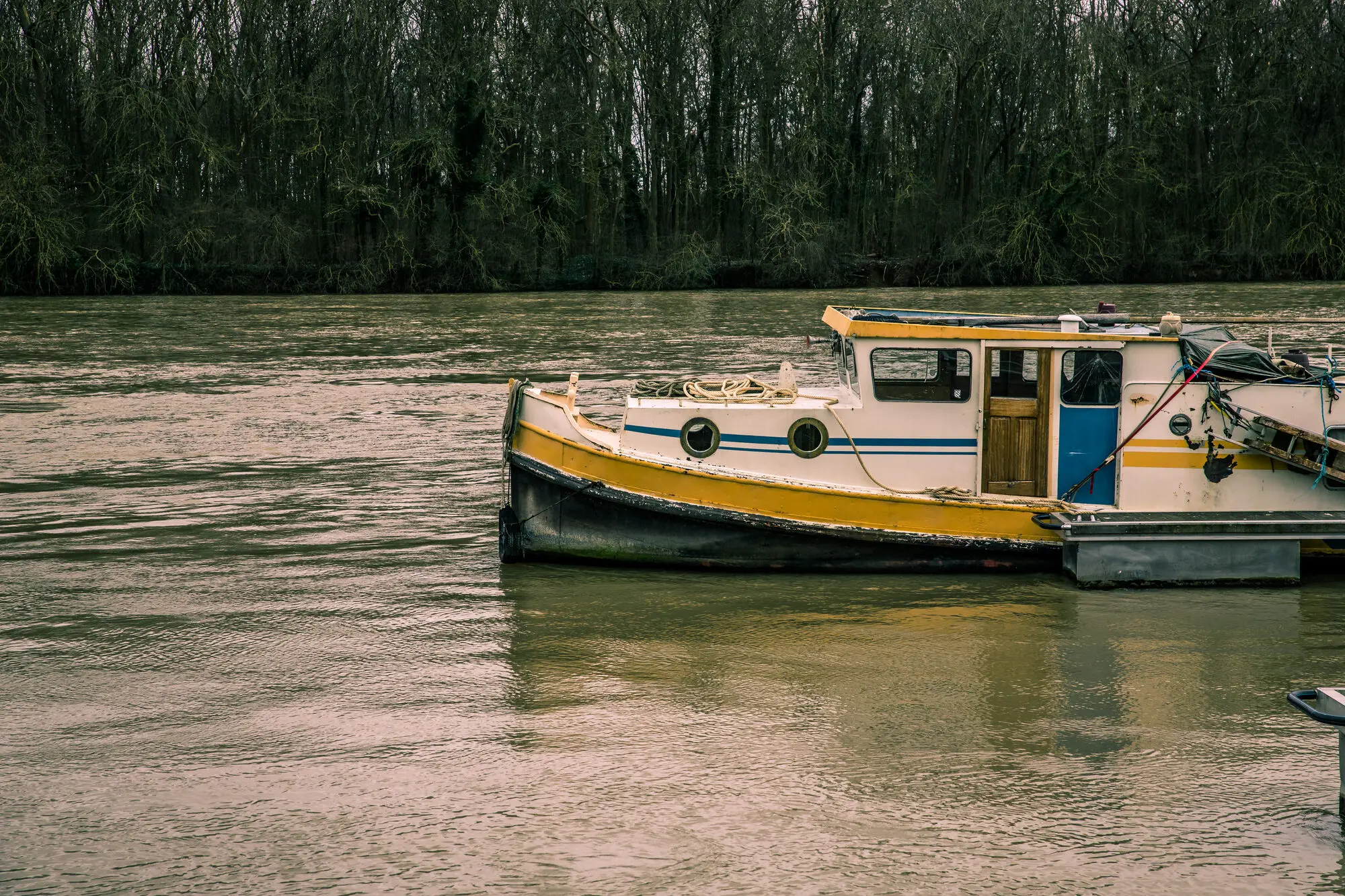 Boats at Conflans, photograph 6