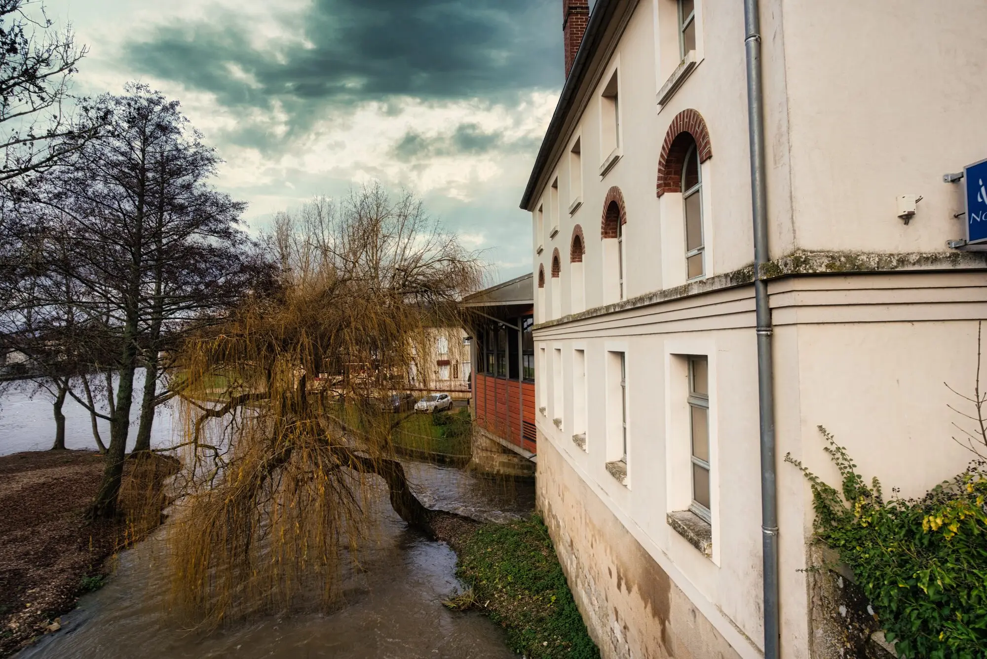 Moret-sur-Loing, France, photograph 6